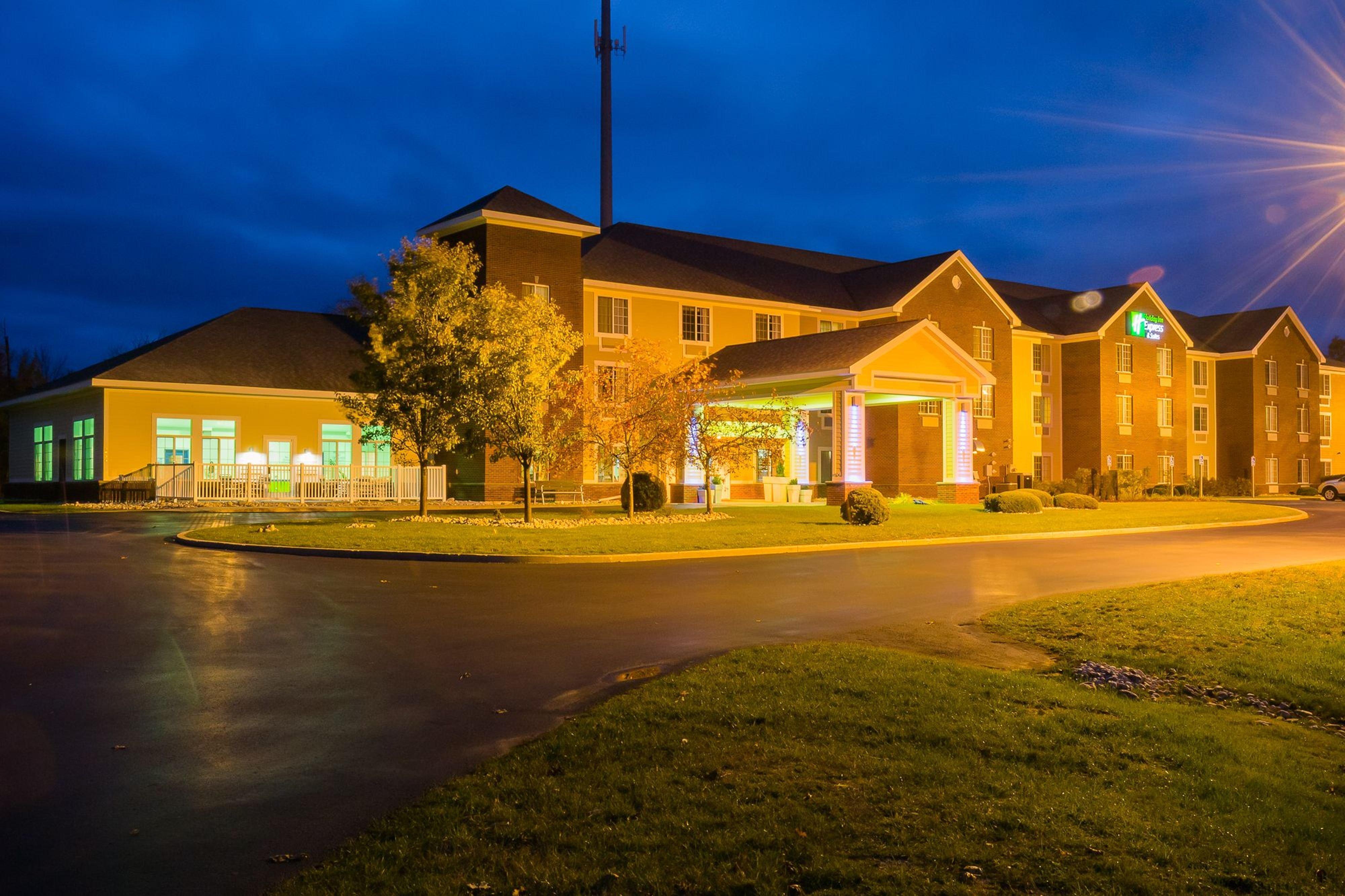 Holiday Inn Express Hotel & Suites Acme-Traverse City By Ihg Exteriér fotografie